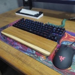 Wooden Wrist Rest Untuk Keyboard - Jati, 60%