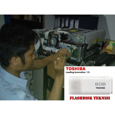 FLASHDISK TEKNISI (TOSHIBA 8 GB ORIGINAL)