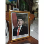 Bingkai Foto Presiden dan Wakil Presiden + PLUS KACA (SUDAH TERMASUK PACKING KAYU)