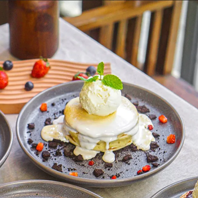 Melted Marshmallow Pancake