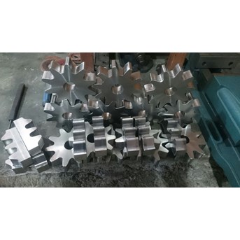 Sparepart mesin - Roda gigi