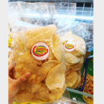 SNACK JAJANAN KERIPIK BAWANG GENDAR OPAK KERUPUK STIK - OPAX CORAL